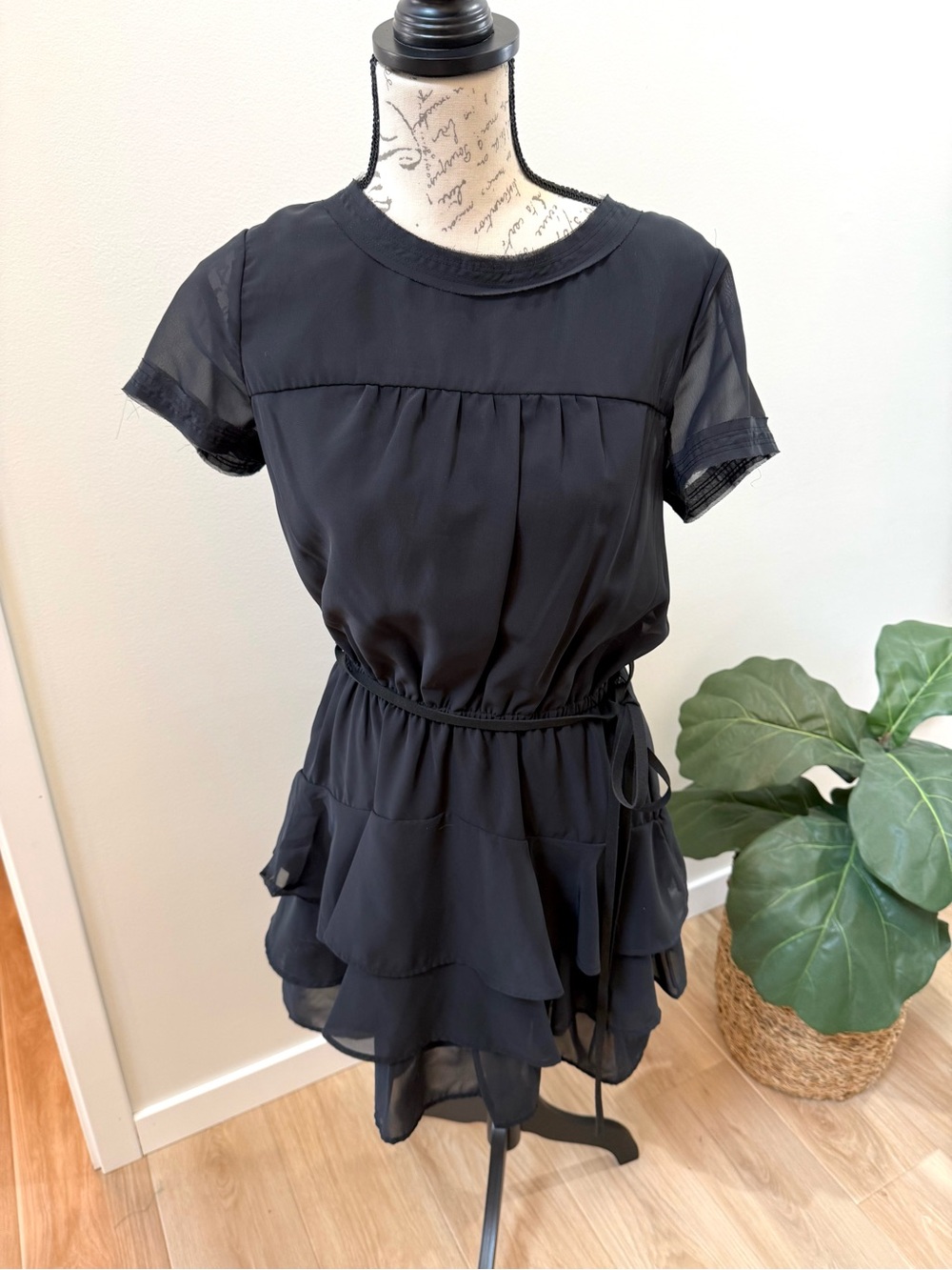 Converse One Star Black Chiffon Tiered Ruffle Dress Medium Sheer Overlay